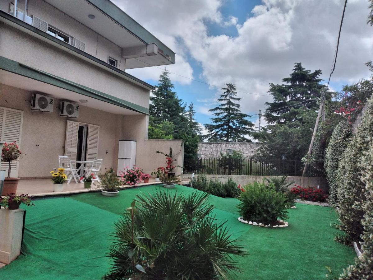 Casa Di Tina Ξενοδοχείο Castellana Grotte Εξωτερικό φωτογραφία